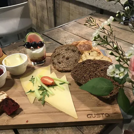 Bed & Breakfast B & B Zundert 3*
